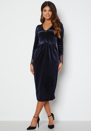 Happy Holly Leonora Velvet Midi Dress Dark blue 36/38