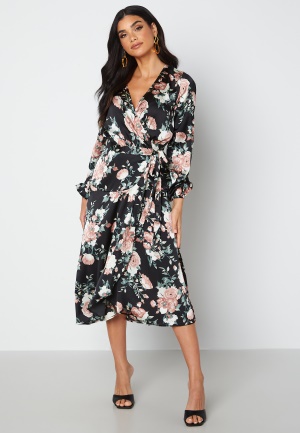 Bubbleroom Occasion Priya Satin Wrap Midi Dress Black / Patterned 44
