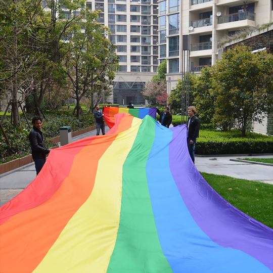Gigantisk Prideflagga