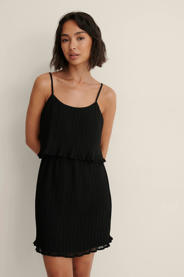 NA-KD Boho Plisserad Miniklänning - Black