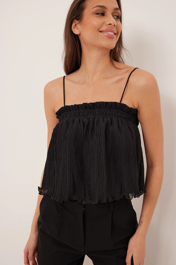 NA-KD Boho Linne med plisserade band - Black