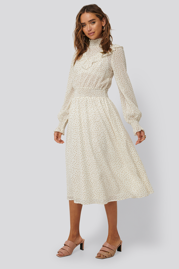 NA-KD Boho Prickig Volangklänning - Dotted