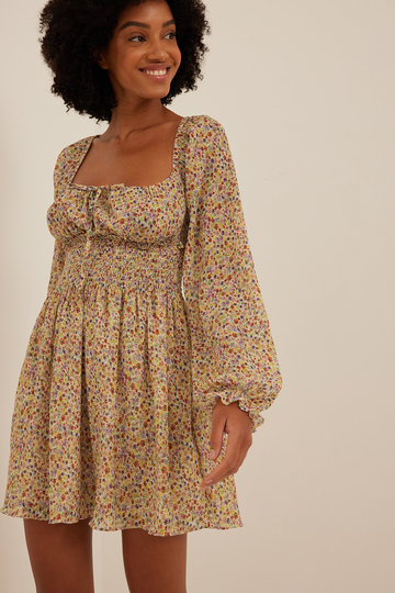 NA-KD Boho Miniklänning med knytning fram - Flower