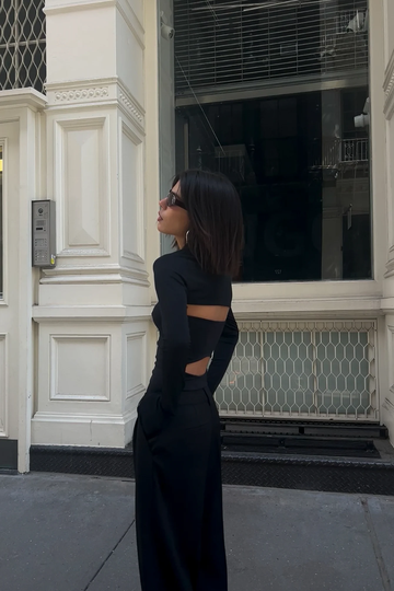 Jen Ceballos x NA-KD Body med utskurna partier - Black