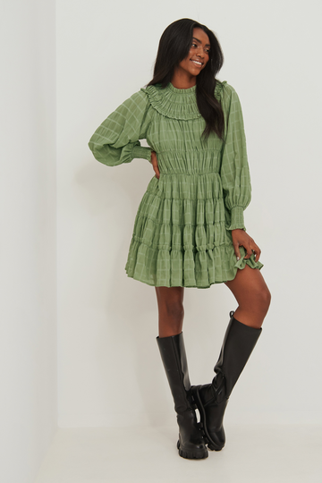 NA-KD Boho Recycled strukturerad miniklänning i chiffon - Green