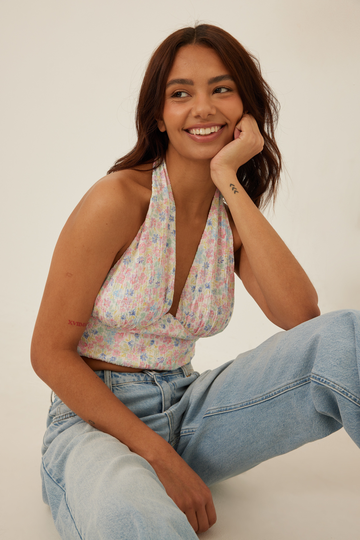 NA-KD Boho Croppad topp med knyt bak - Flower