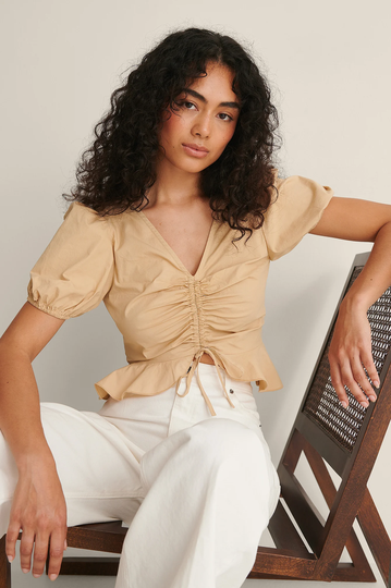 NA-KD Boho Kortärmad Topp Med Dragsko - Beige