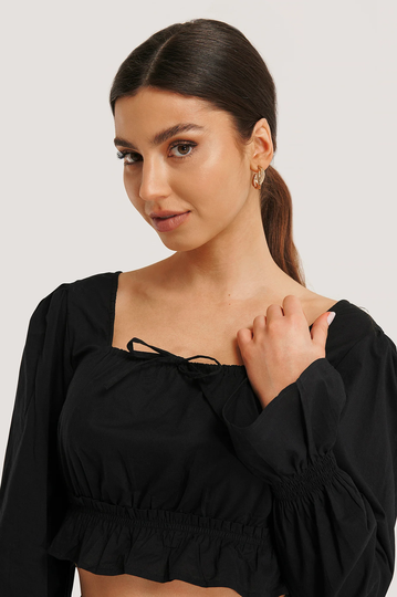 NA-KD Boho Bomullsblus Med Fyrkantig Halsringning Och Rosett - Black
