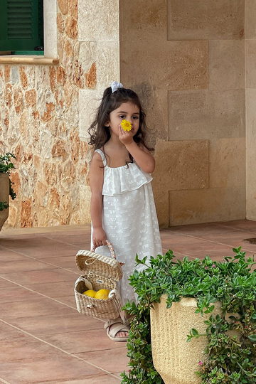 Dani Pavlica x NA-KD Miniklänning med volangdetalj - Offwhite