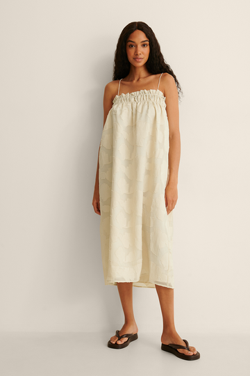 NA-KD Boho Blommig midiklänning i jacquard - Beige