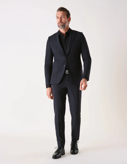 Essential Suit Stanford Stripes