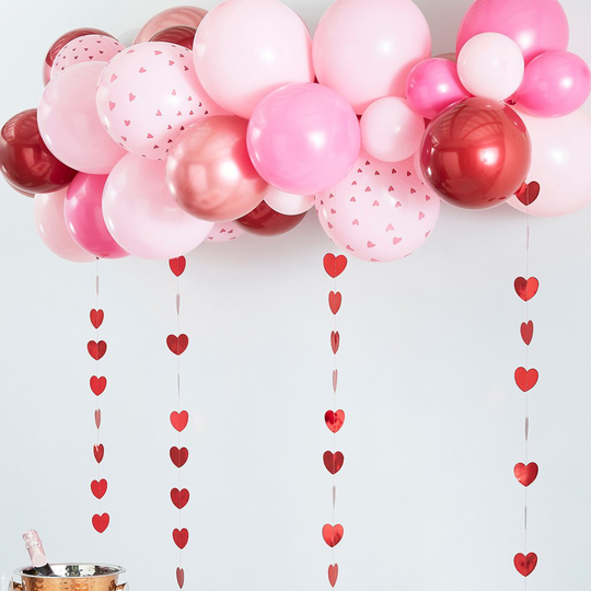 Ballongbåge med hjärtan - Valentine