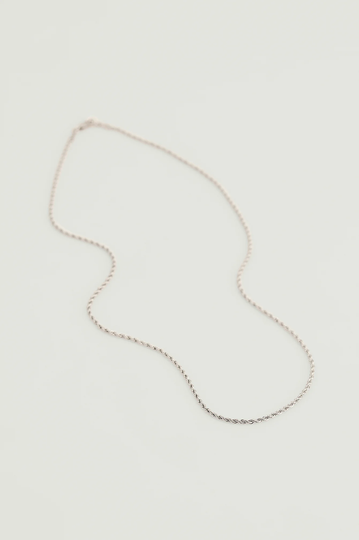 NA-KD Accessories Recycled silverpläterat vridet halsband - Silver