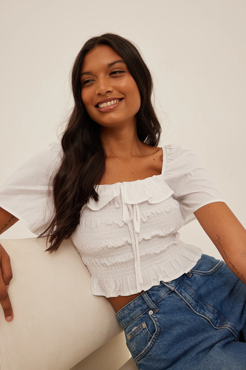 NA-KD Boho Ekologisk volangtopp - White