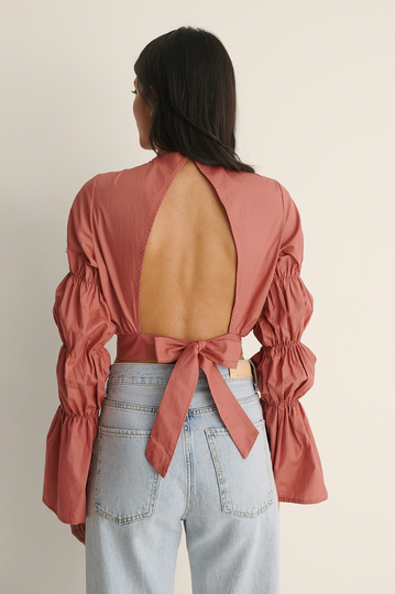 NA-KD Boho Recycled blus med öppen rygg - Pink